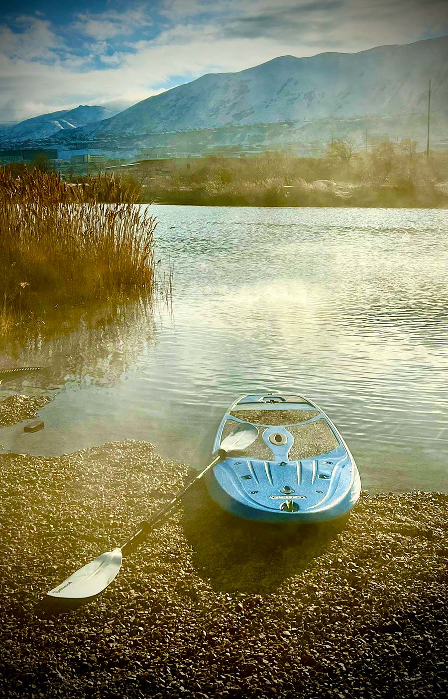 Paddle board on the lake